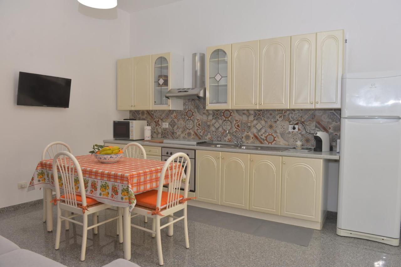 Casa Liola Apartment Noto Bagian luar foto
